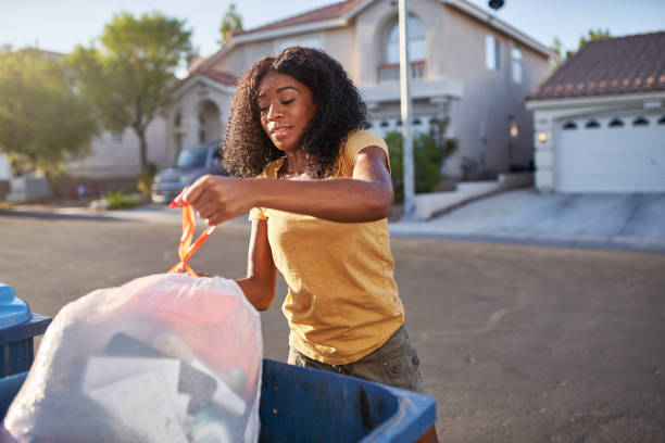 Best Yard Waste Removal  in Lyndhurst, VA